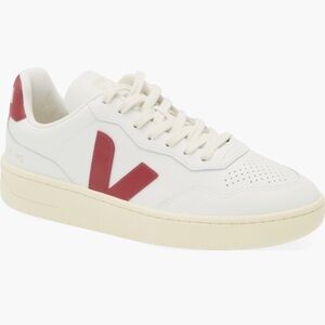 NEW Veja V90 Leather Sneaker in Extra White Marsala